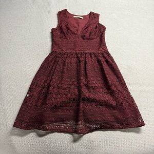 Abercrombie & Fitch Maroon Red V Neck Lace Fit & Flare Dress Vintage Size 2 EUC